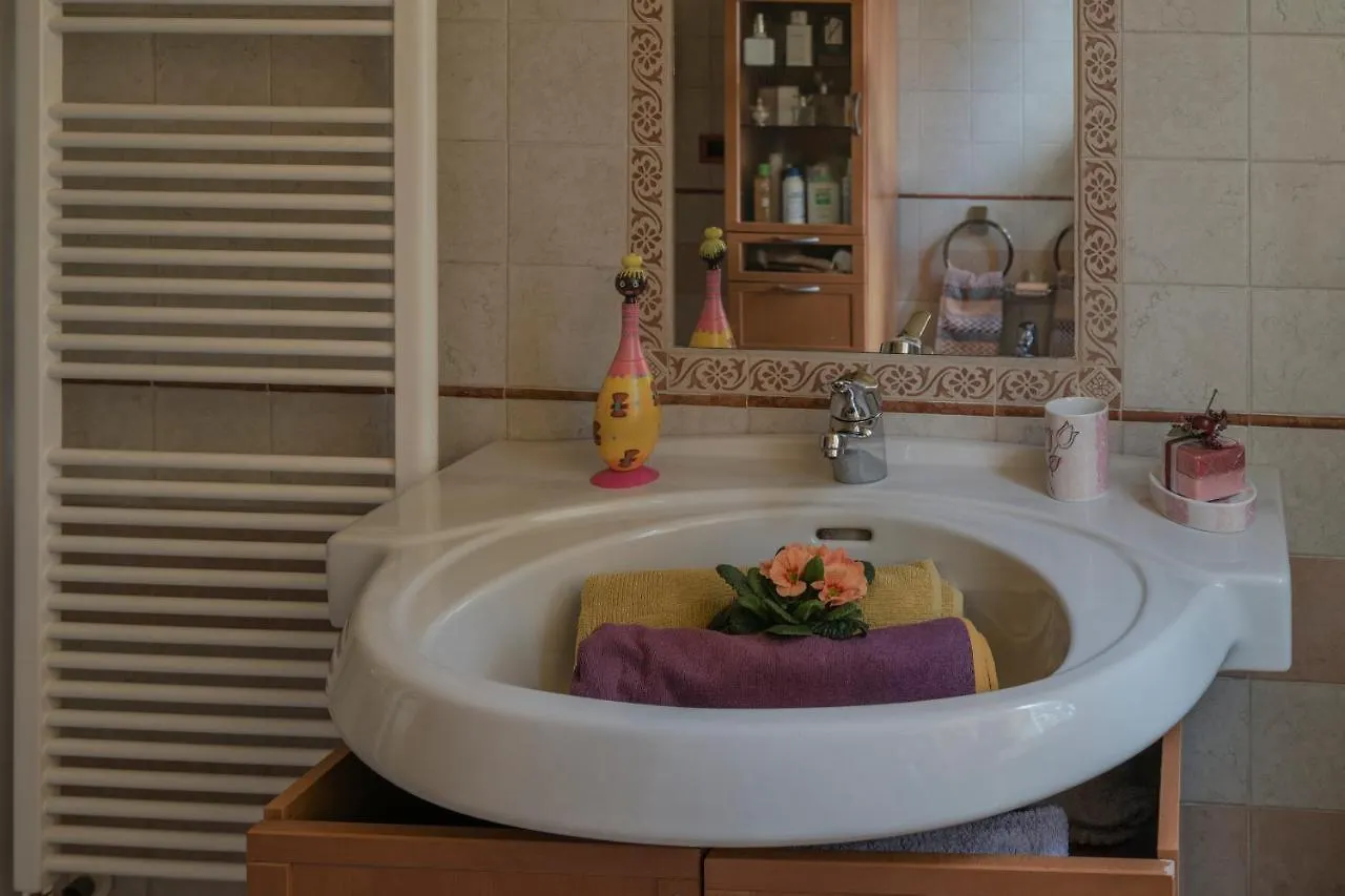 La Perla Apartment Sirmione 0*,