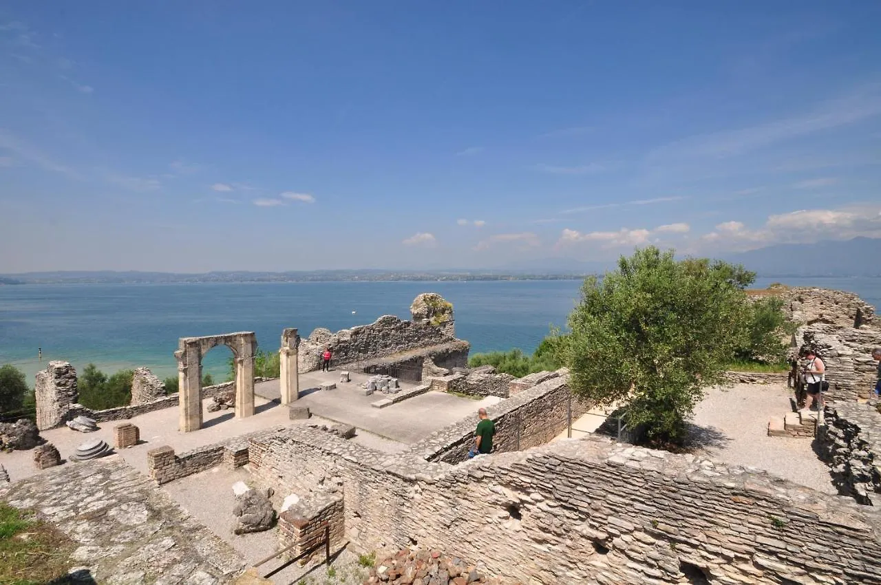 La Perla Apartment Sirmione 0*,  Itálie