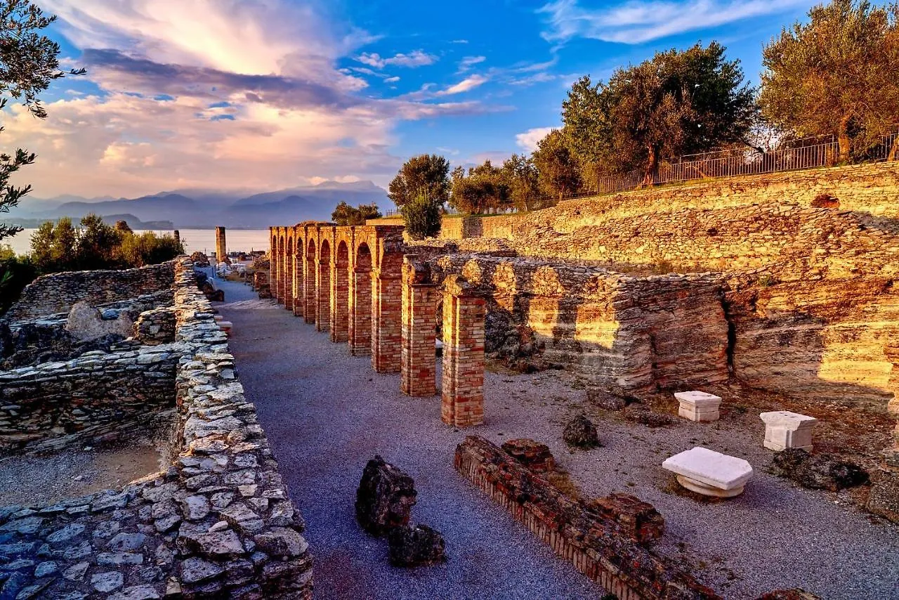 La Perla Apartment Sirmione Italien